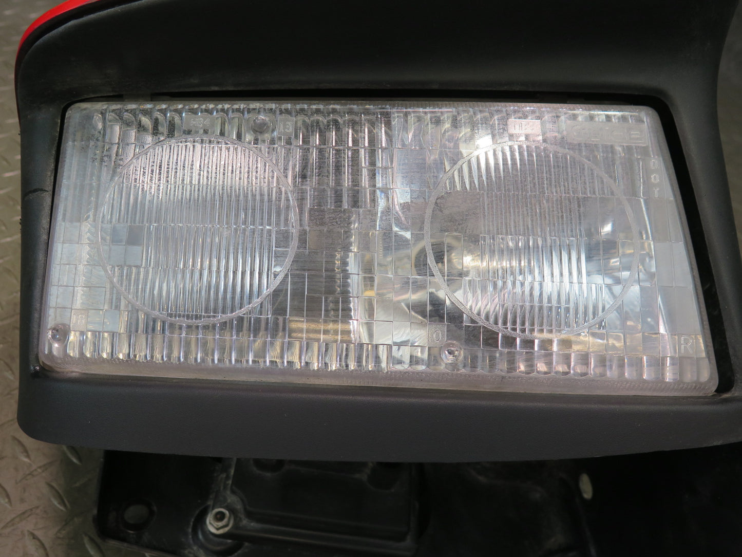 97-04 Chevrolet Corvette C5 Front Right Headlight Lamp w Motor & Cover Assy OEM