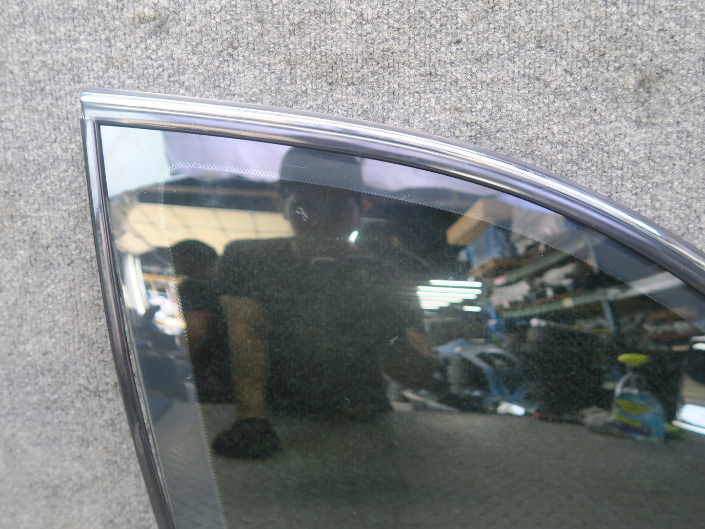 97-00 Lexus UZZ30L SC300 SC400 Rear Left Quarter Glass Window w Molding OEM