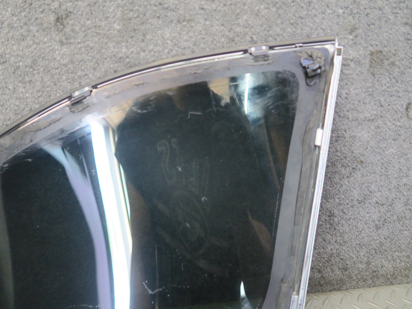 97-00 Lexus UZZ30L SC300 SC400 Rear Left Quarter Glass Window w Molding OEM