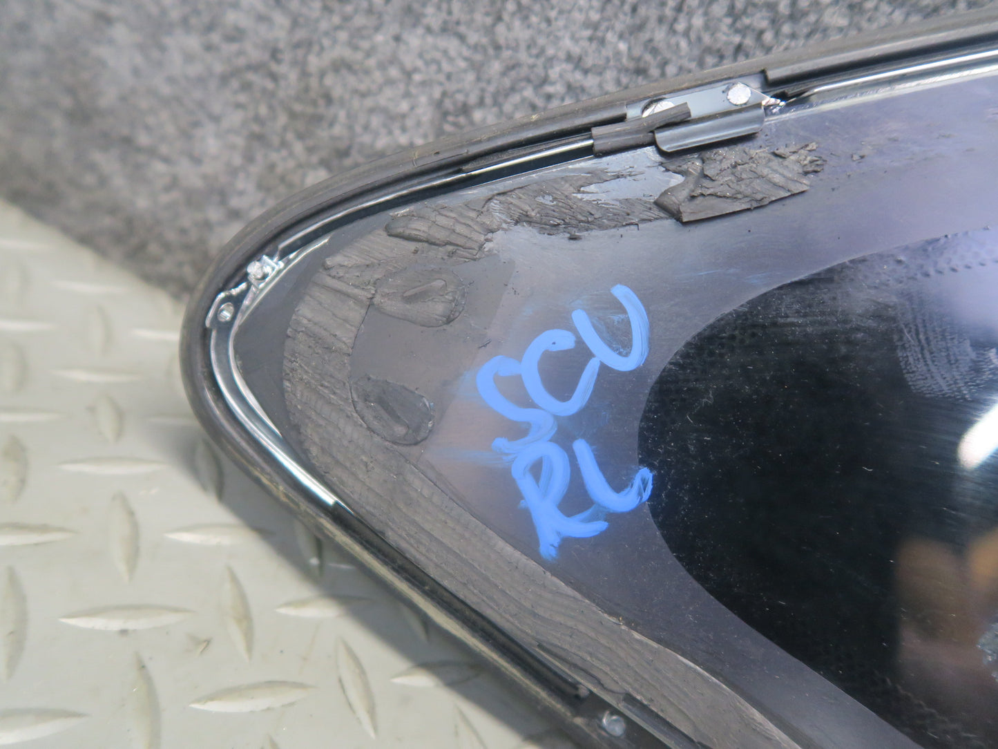 97-00 Lexus UZZ30L SC300 SC400 Rear Left Quarter Glass Window w Molding OEM