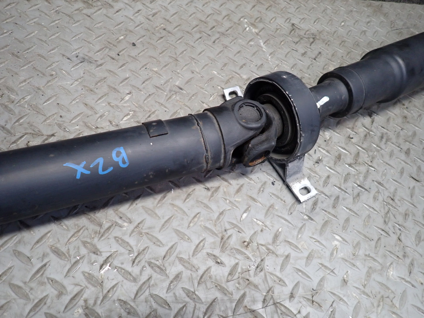 03-05 BMW E85 Z4 M54 RWD M/T Rear Driveshaft Drive Shaft 7514468 OEM