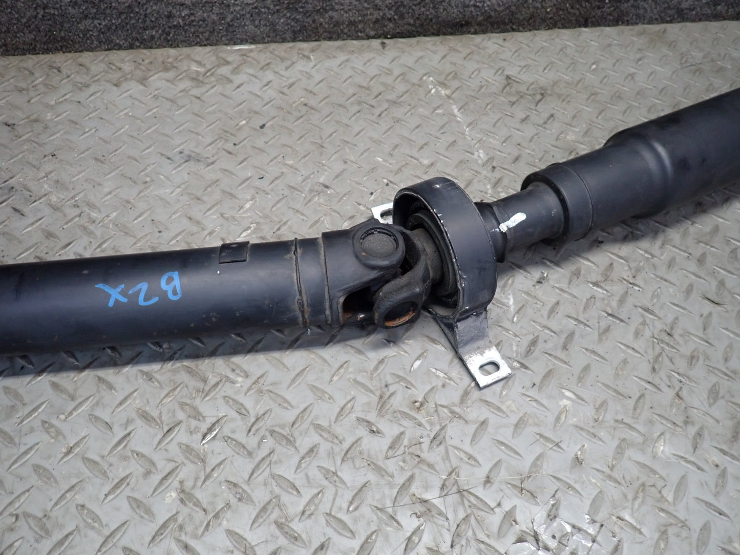 03-05 BMW E85 Z4 M54 RWD M/T Rear Driveshaft Drive Shaft 7514468 OEM