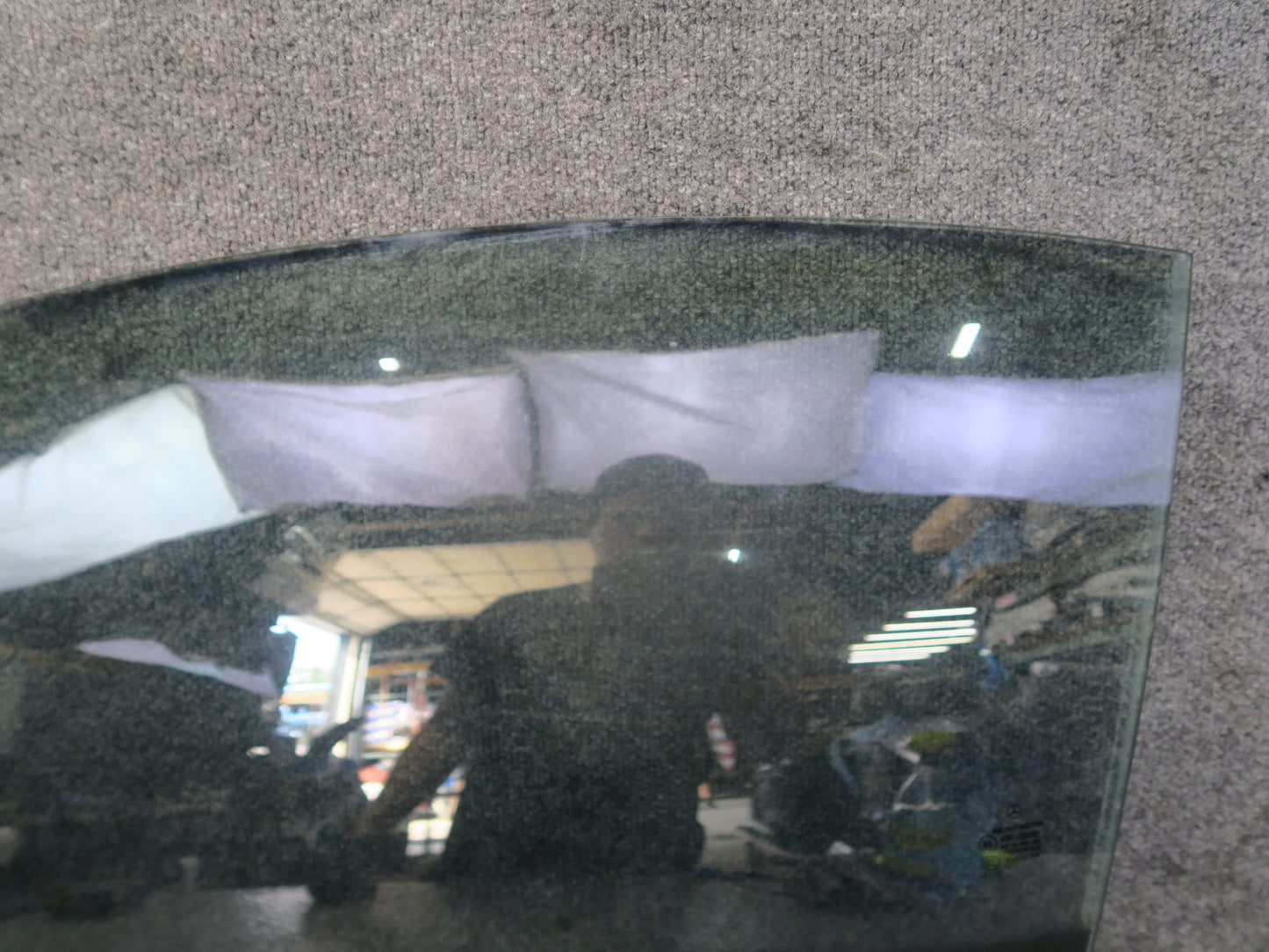 13-20 Mercedes R231 SL550 Left Door Glass Window OEM