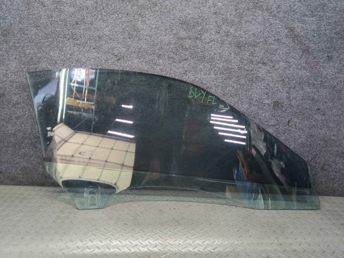 13-20 Mercedes R231 SL550 Left Door Glass Window OEM