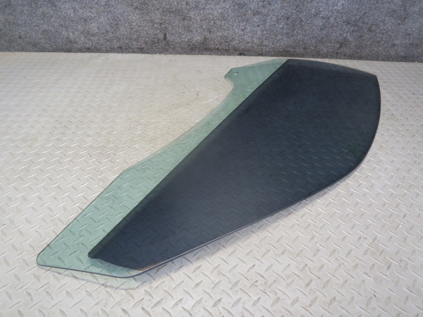 13-20 Mercedes R231 SL550 Right Door Glass Window OEM