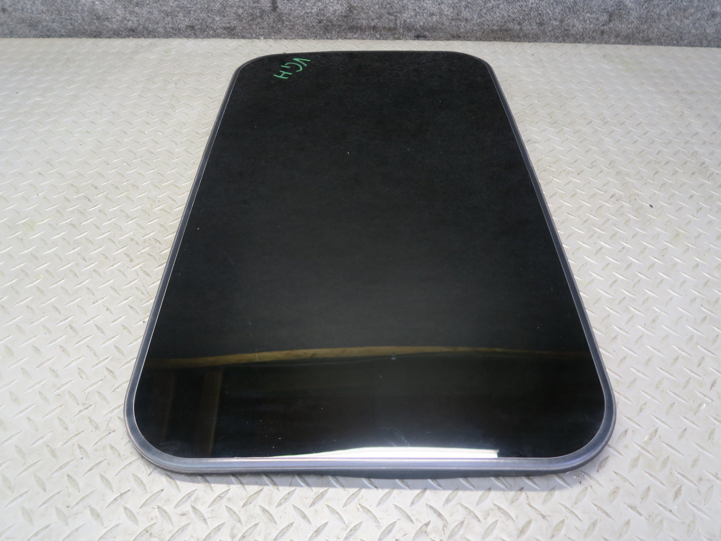 06-09 VW Golf MK5 R32 Sunroof Glass Window Panel OEM