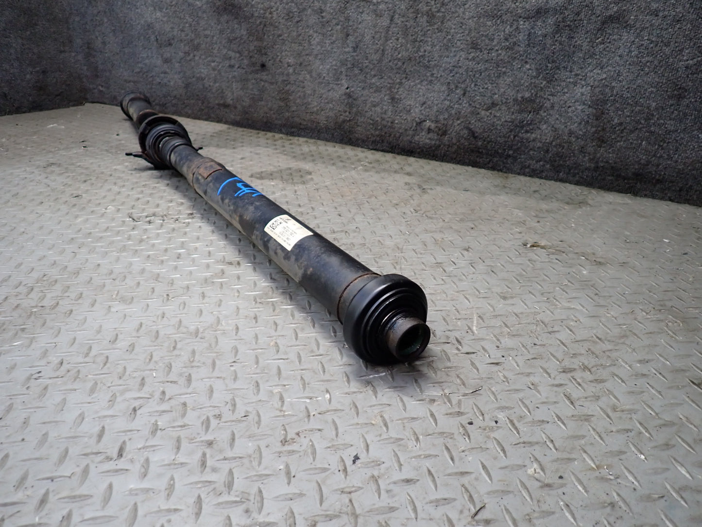 2011-2018 Porsche Cayenne 958 4.8L AWD Rear Drive Shaft Driveshaft 7P5521102L