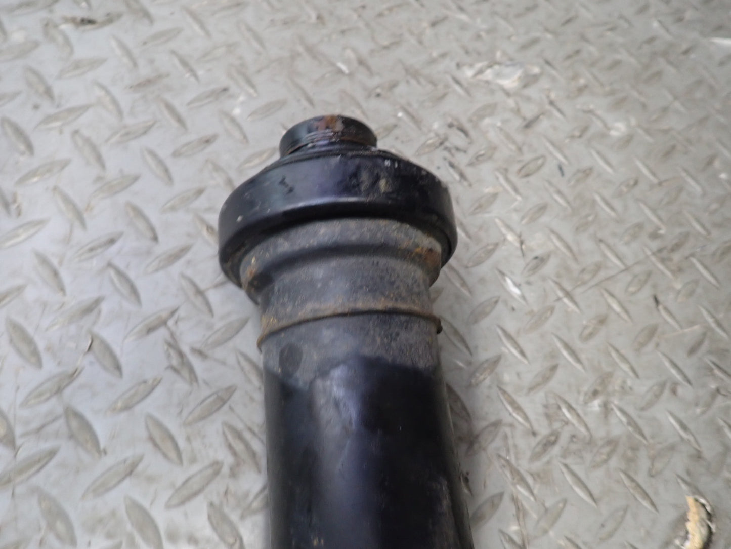 2011-2018 Porsche Cayenne 958 4.8L AWD Rear Drive Shaft Driveshaft 7P5521102L