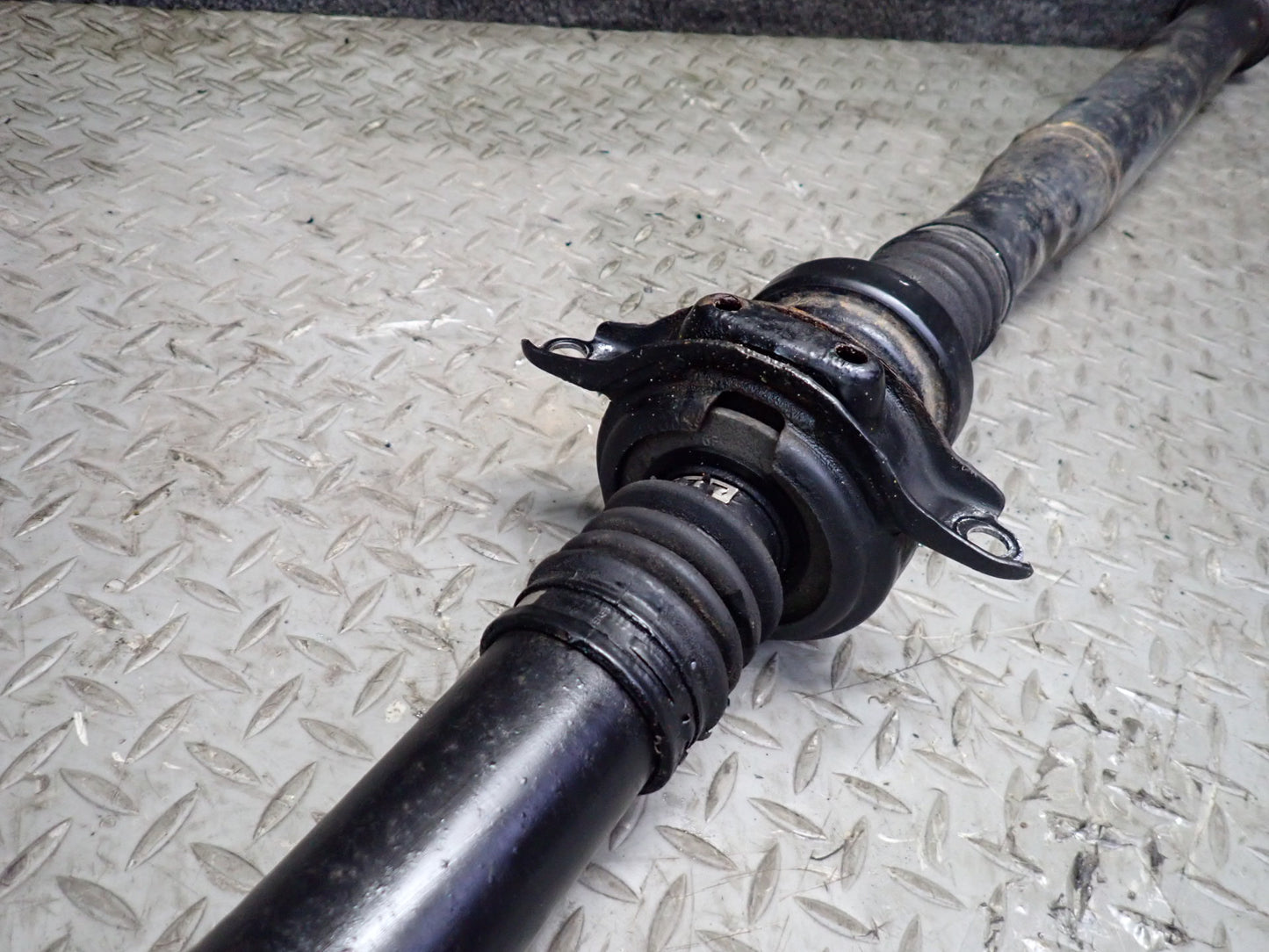 2011-2018 Porsche Cayenne 958 4.8L AWD Rear Drive Shaft Driveshaft 7P5521102L