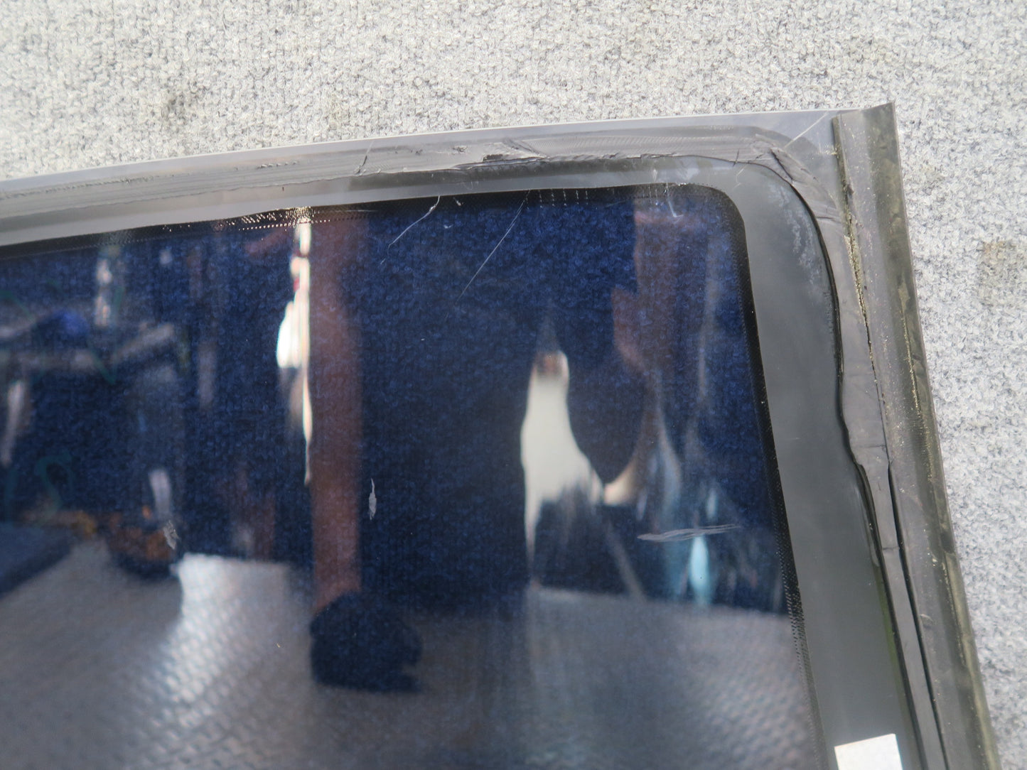 06-09 VW Golf MK5 R32 2DOOR Rear Left Quarter Glass Window OEM