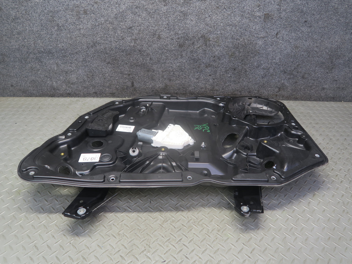 2011-2018 Porsche Cayenne 958 Front Right Door Window Regulator w Motor OEM