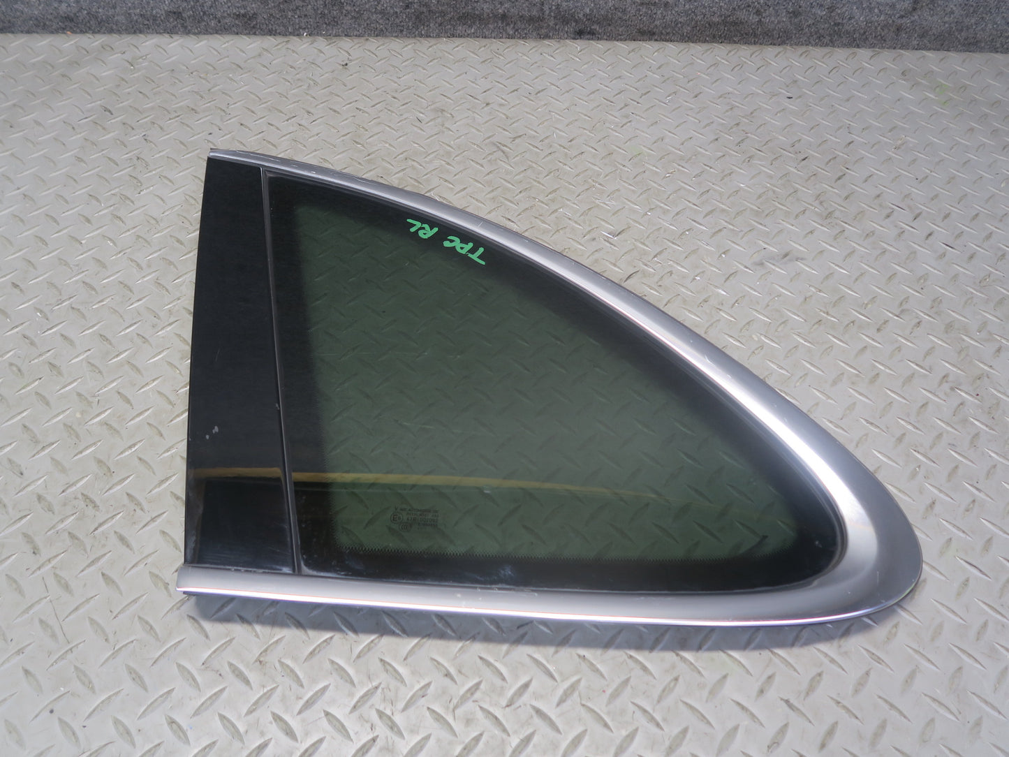 2011-2018 Porsche Cayenne 958 Rear Left Driver Side Quarter Glass Window
