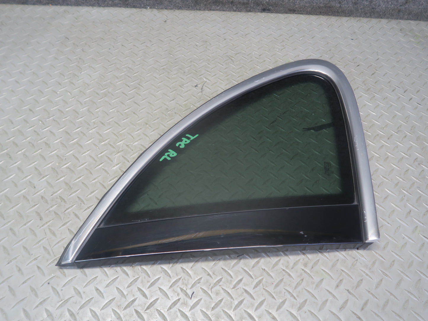 2011-2018 Porsche Cayenne 958 Rear Left Driver Side Quarter Glass Window
