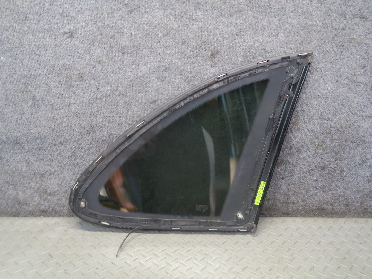 2011-2018 Porsche Cayenne 958 Rear Left Driver Side Quarter Glass Window