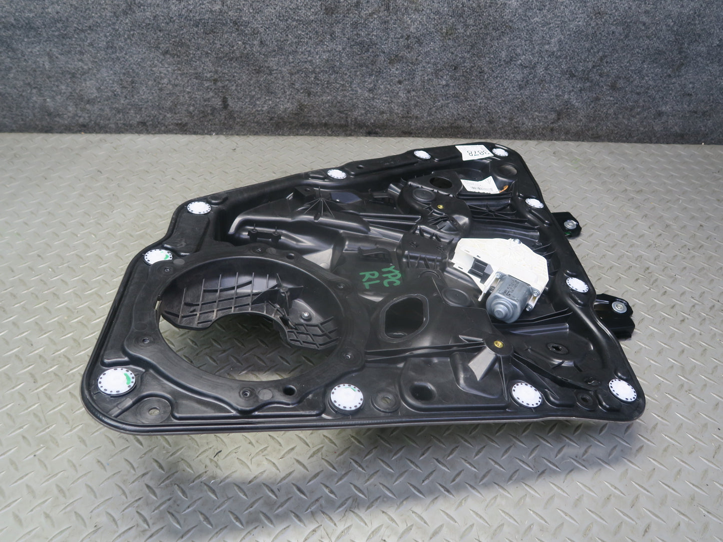 2011-2018 Porsche Cayenne 958 Rear Left Door Window Regulator w Motor OEM