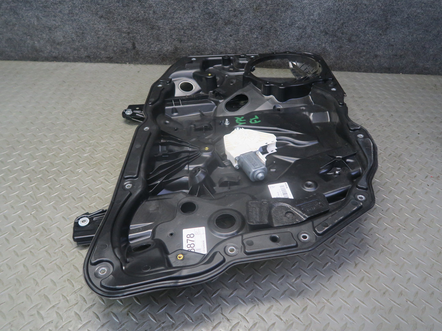 2011-2018 Porsche Cayenne 958 Front Left Door Window Regulator w Motor OEM