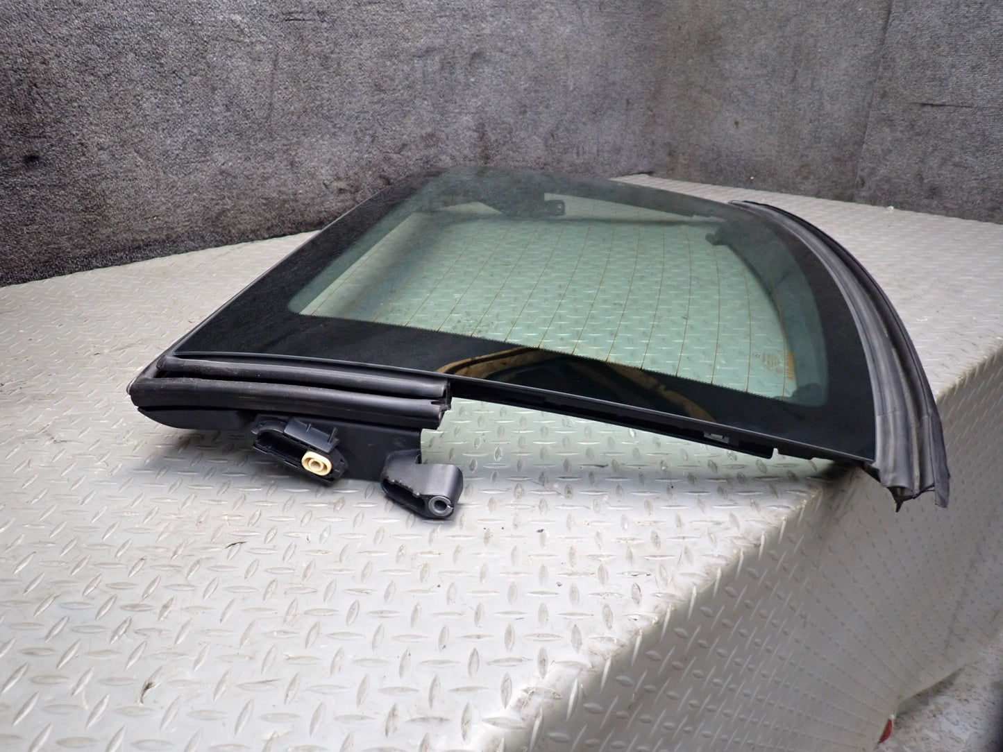 2012-2020 Mercedes R172 SLK SLC Rear Back Windshield Window Glass