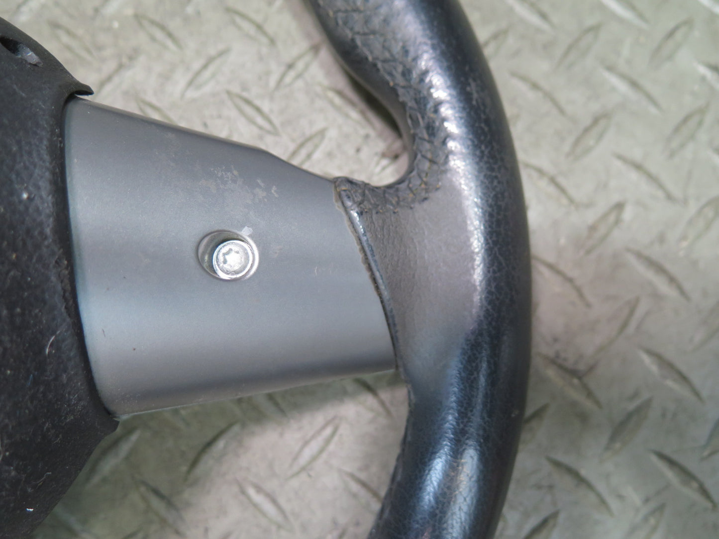 03-05 BMW E86 E85 Z4 Leather Sport Steering Black 6758158 OEM