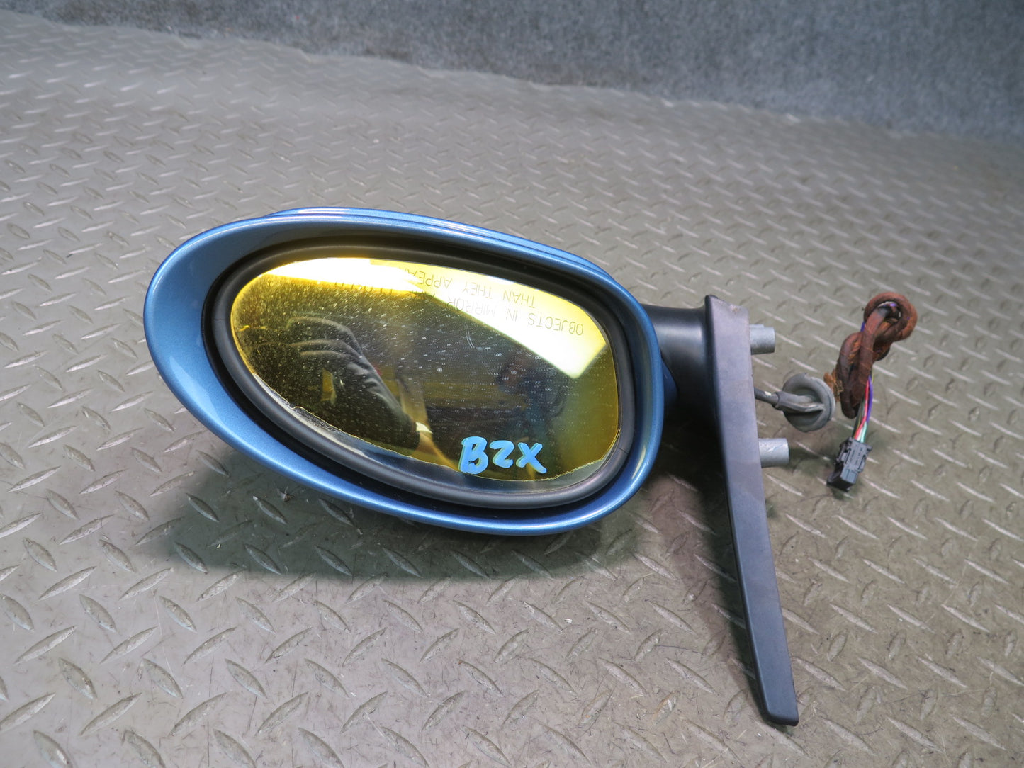 03-08 BMW E85 Z4 Right Door Exterior Auto Dimm Side View Mirror Discoloration