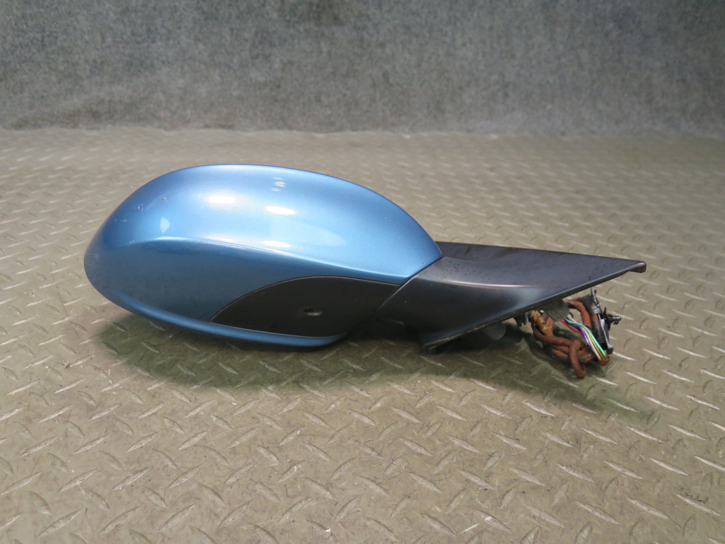 03-08 BMW E85 Z4 Right Door Exterior Auto Dimm Side View Mirror Discoloration