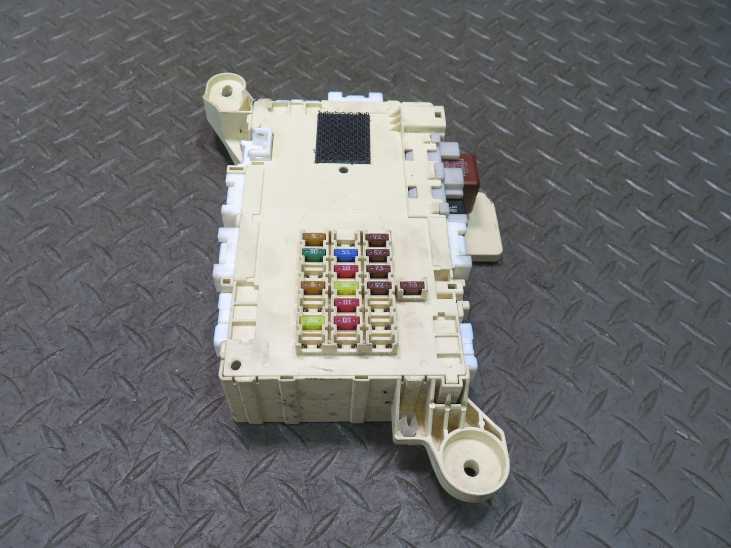 06-10 Lexus UZZ40L SC430 Front Right Dashboard Fuse Box Module 82730-24031 OEM