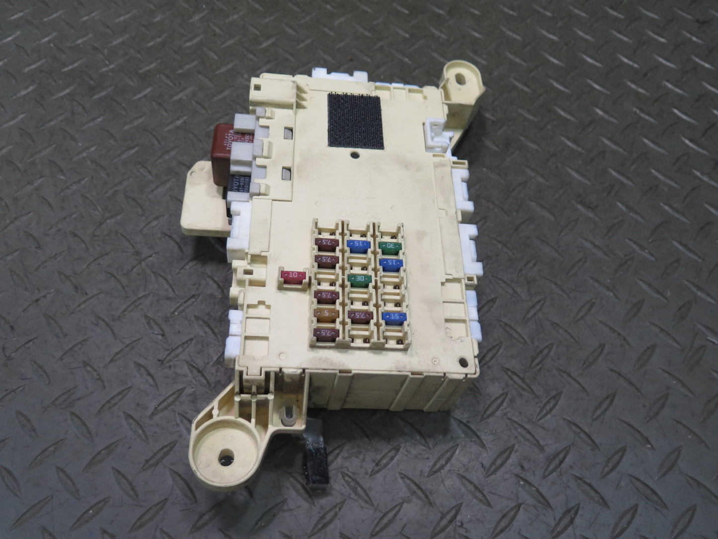 06-10 Lexus UZZ40L SC430 Front Left Dashboard Fuse Box Module 82730-24013 OEM