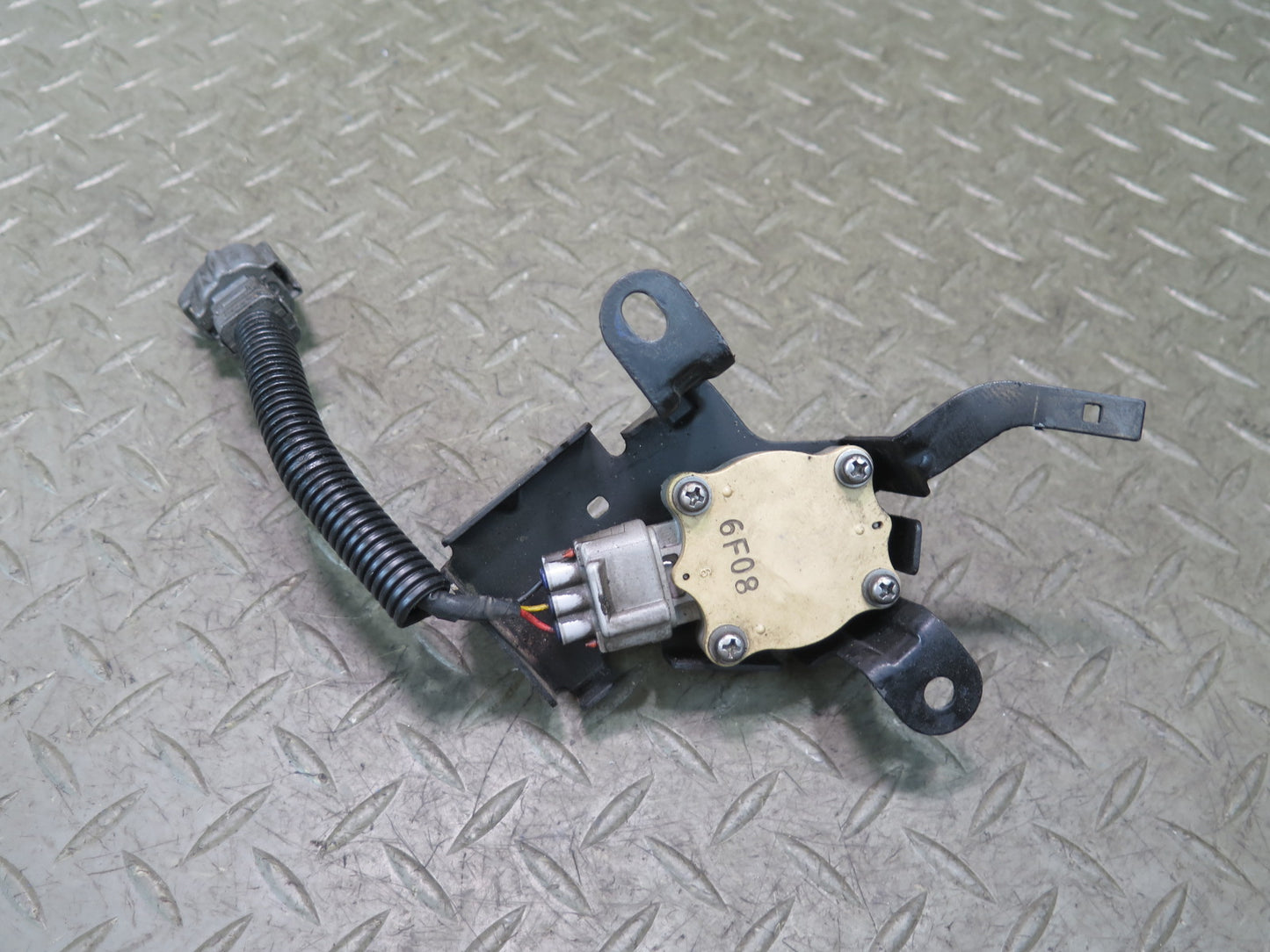02-10 Lexus SC430 UZZ40L Front Left Suspension Headlight Height Level Sensor OEM
