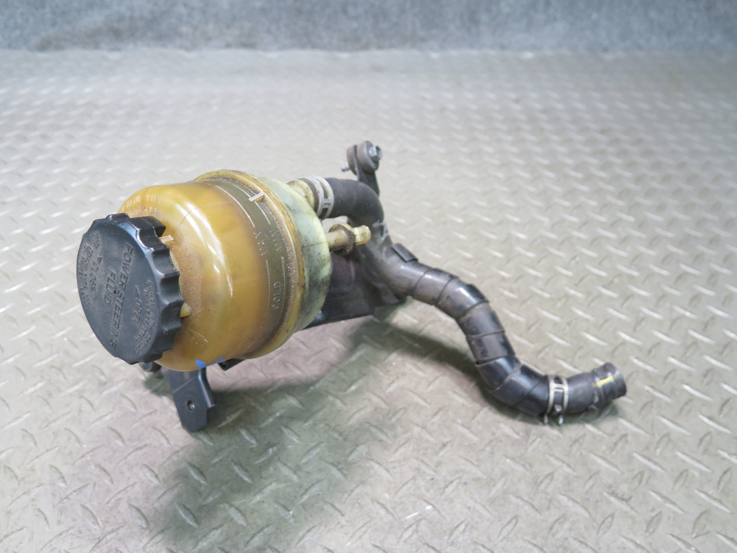 02-10 Lexus UZZ40L SC430 Power Steering Fluid Reservoir Tank OEM