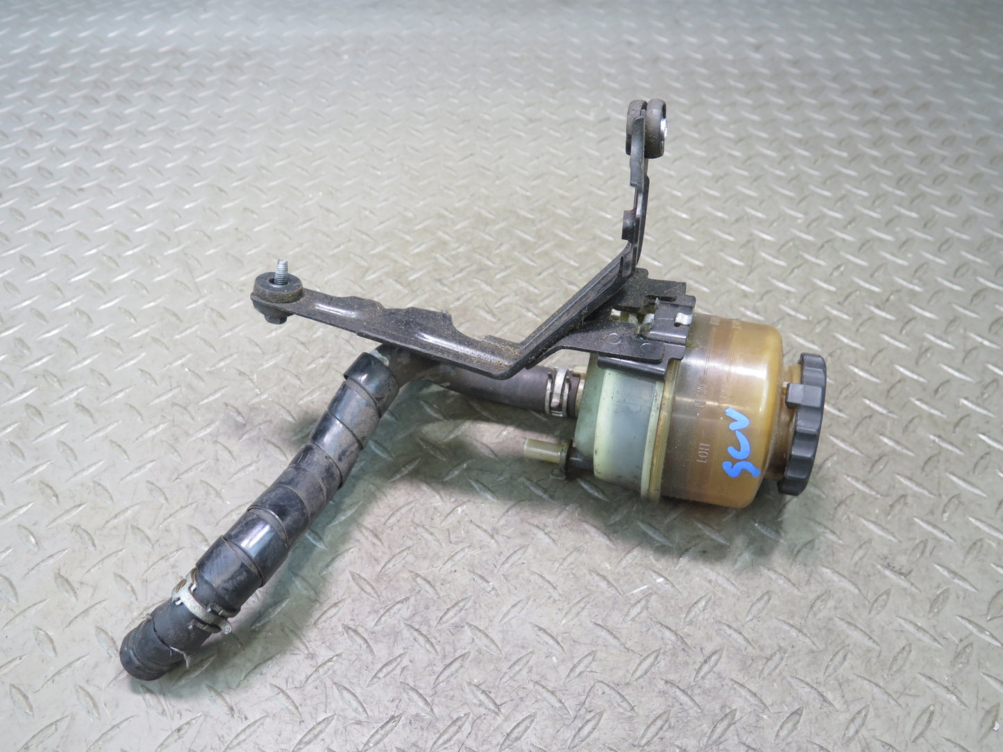 02-10 Lexus UZZ40L SC430 Power Steering Fluid Reservoir Tank OEM