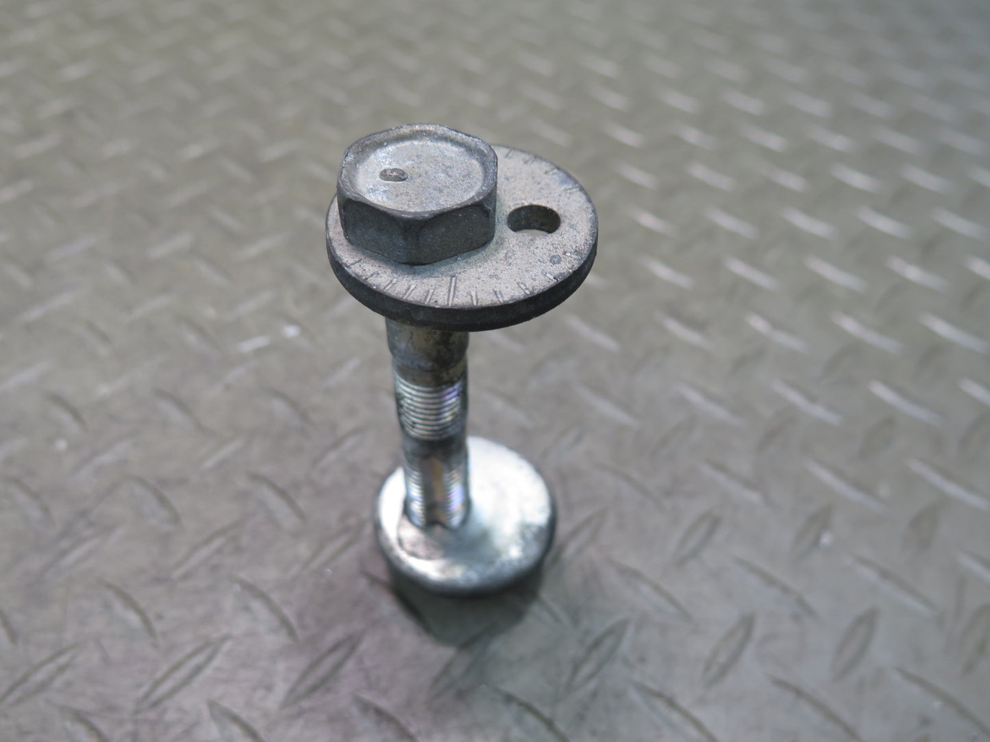 02-10 Lexus UZZ40L SC430 Set of 2 Front Suspension Eccentric Camber Bolts OEM