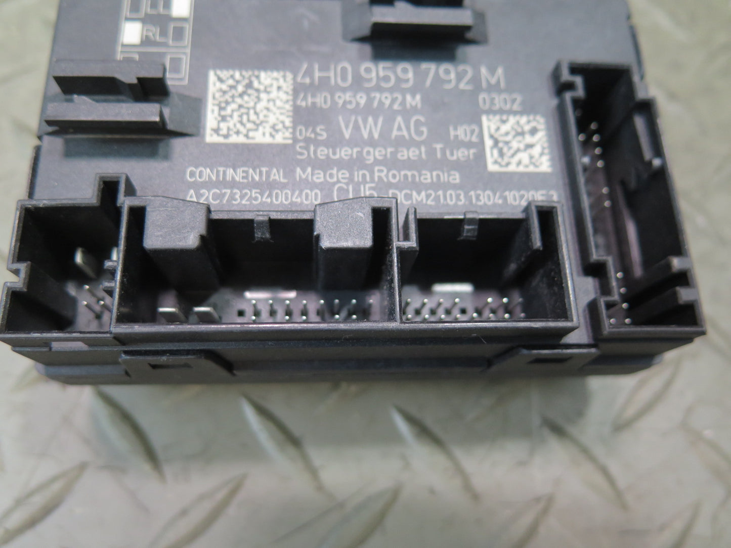 2011-2018 Porsche Cayenne 958 Front Right Door Control Module 4H0959792M
