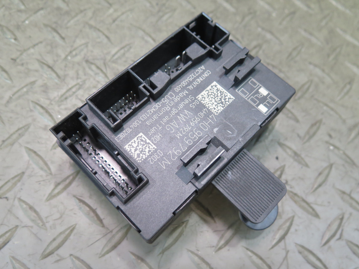 2011-2018 Porsche Cayenne 958 Front Right Door Control Module 4H0959792M