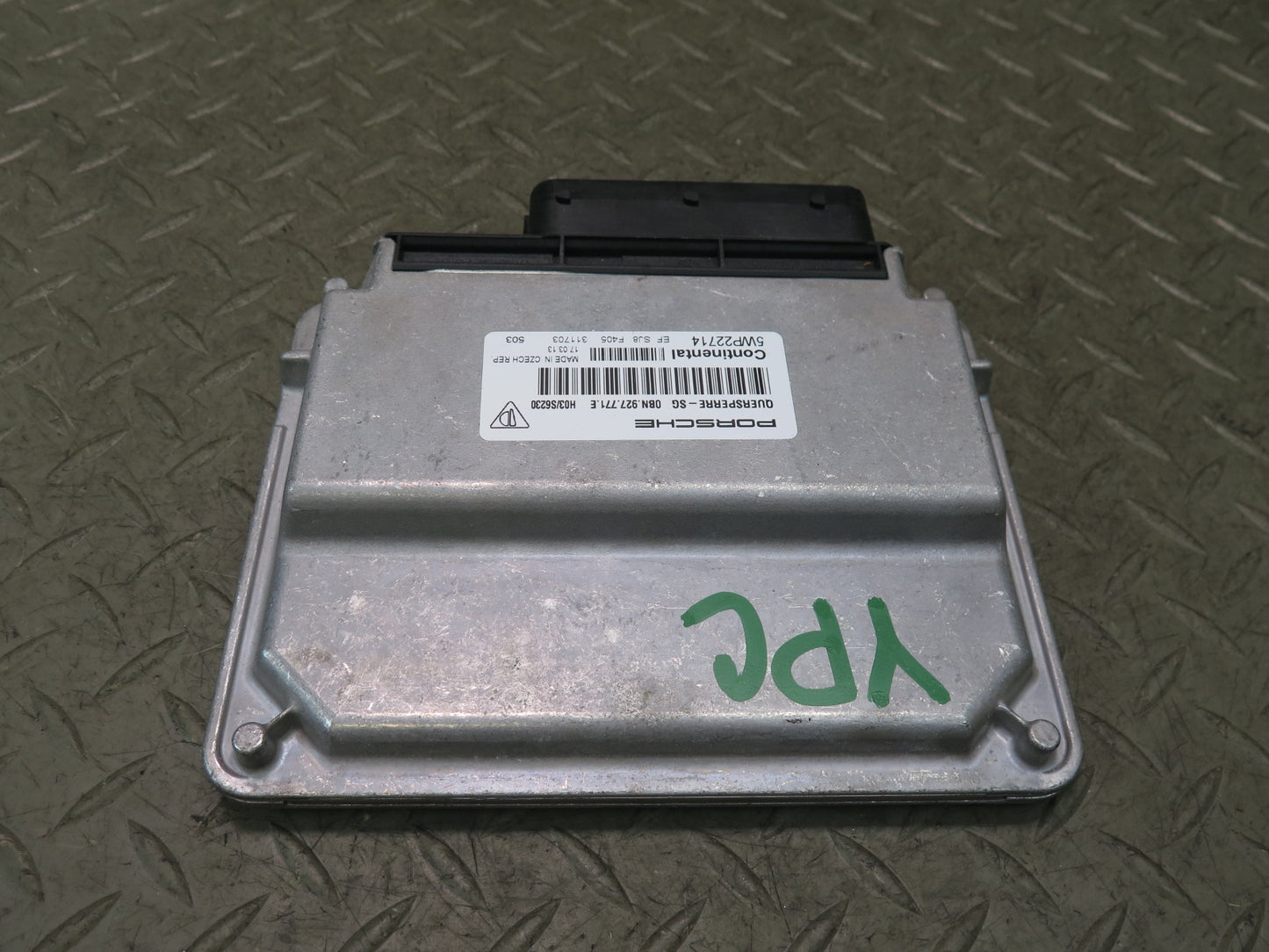 2013 Porsche Cayenne 958 Transfer Case Control Module 0BN927771E