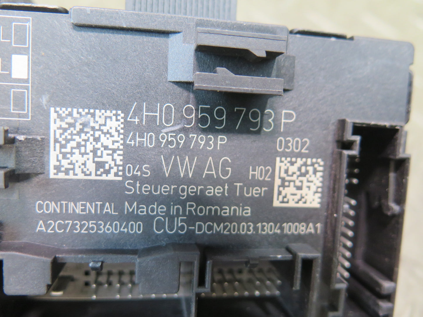 2011-2018 Porsche Cayenne 958 Front Left Door Control Module 4H0959793P