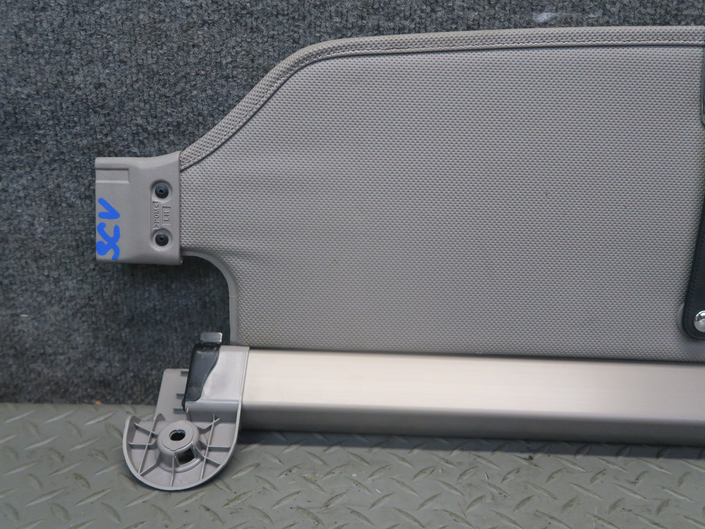 02-10 Lexus SC430 Rear Trunk Tonneau Cargo Luggage Roll UP Curtain Cover OEM
