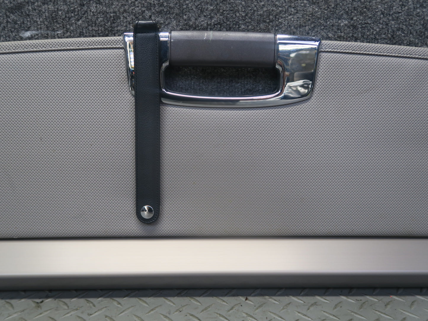 02-10 Lexus SC430 Rear Trunk Tonneau Cargo Luggage Roll UP Curtain Cover OEM