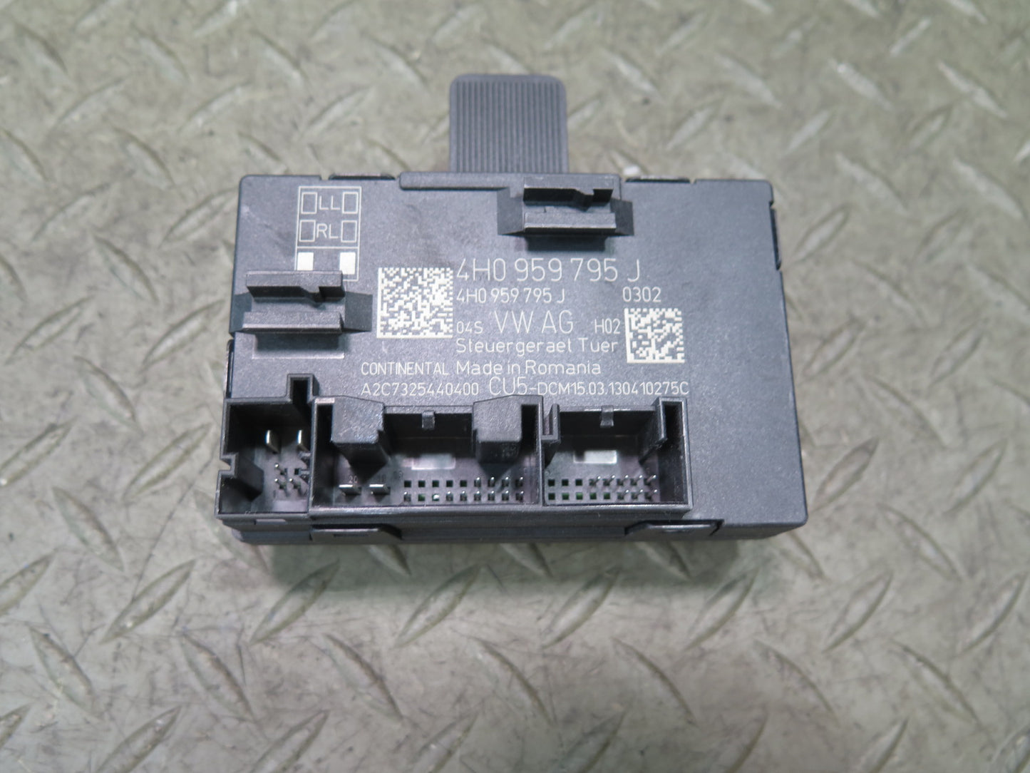 2011-2018 Porsche Cayenne 958 Rear Left or Right Door Control Module 4H0959795J