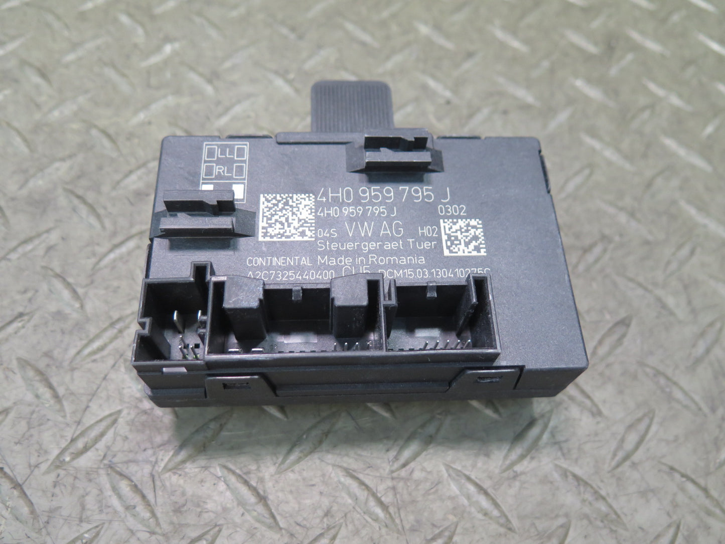 2011-2018 Porsche Cayenne 958 Rear Left or Right Door Control Module 4H0959795J