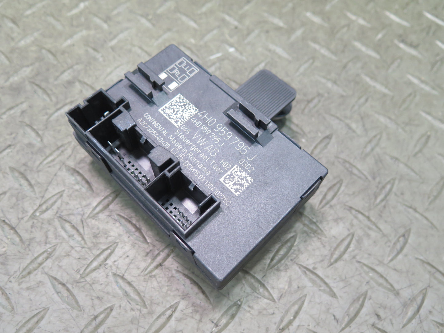 2011-2018 Porsche Cayenne 958 Rear Left or Right Door Control Module 4H0959795J