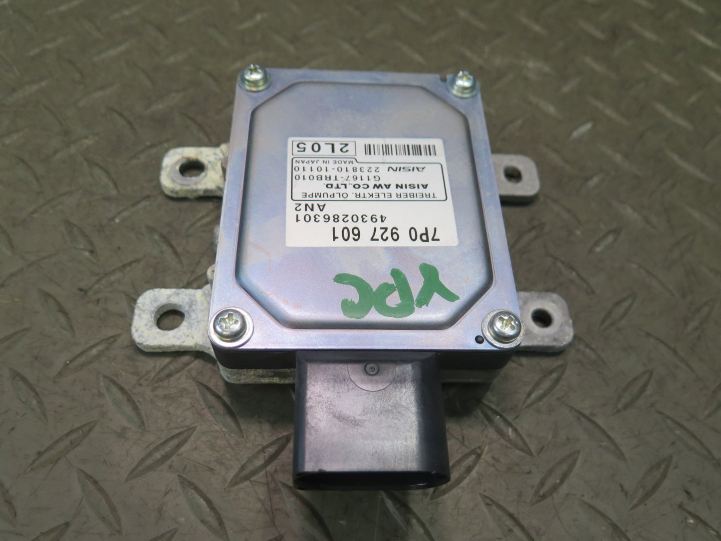 2011-2018 Porsche Cayenne 958 Hydraulic Oil Pump Control Module 7P0927601