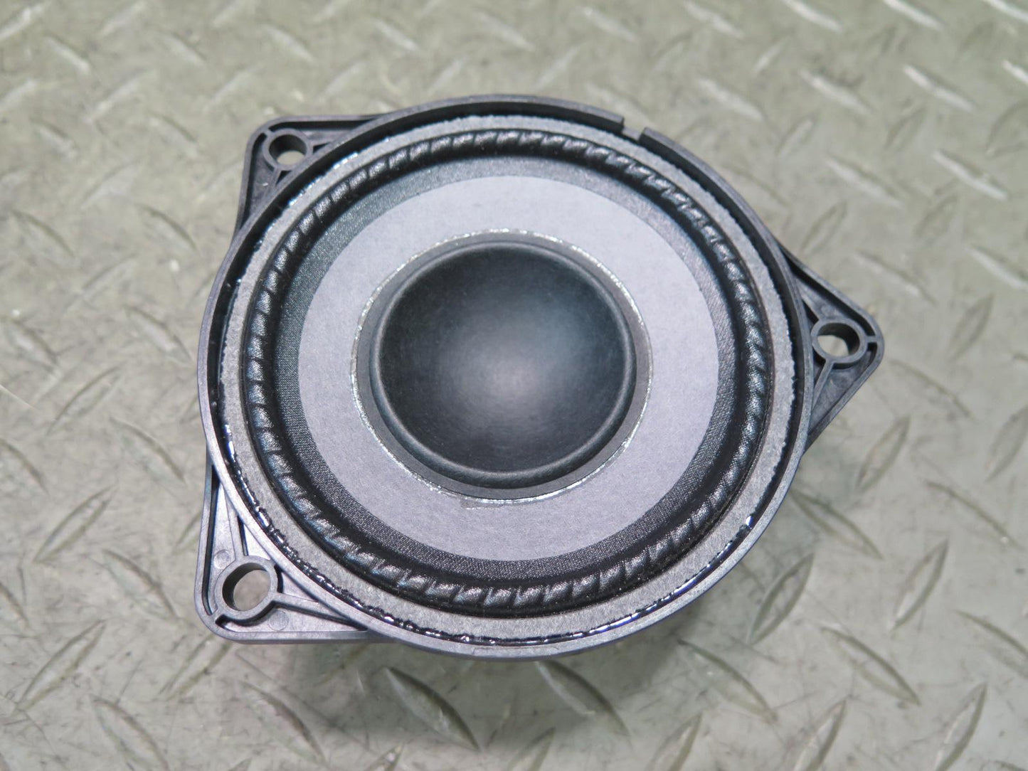 2011-2018 Porsche Cayenne 958 Front Left & Right Door Bose Speaker Set of 2