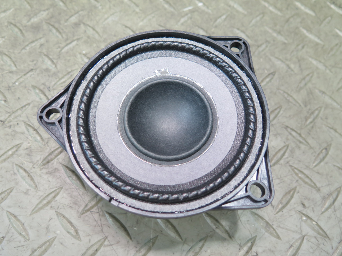 2011-2018 Porsche Cayenne 958 Front Left & Right Door Bose Speaker Set of 2