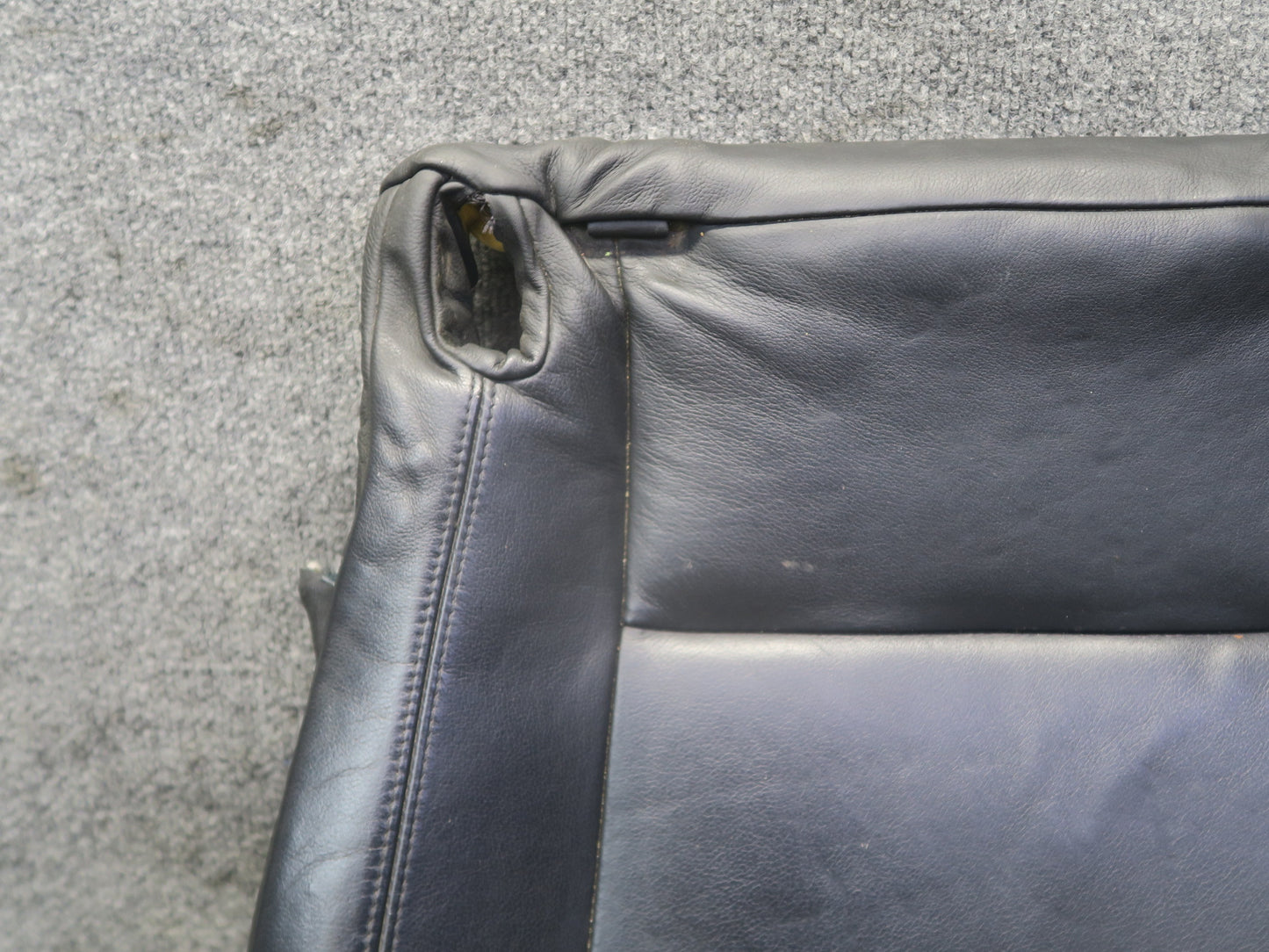 03-08 BMW E85 Z4 Front Right Seat Lower Leather Cushion Black OEM