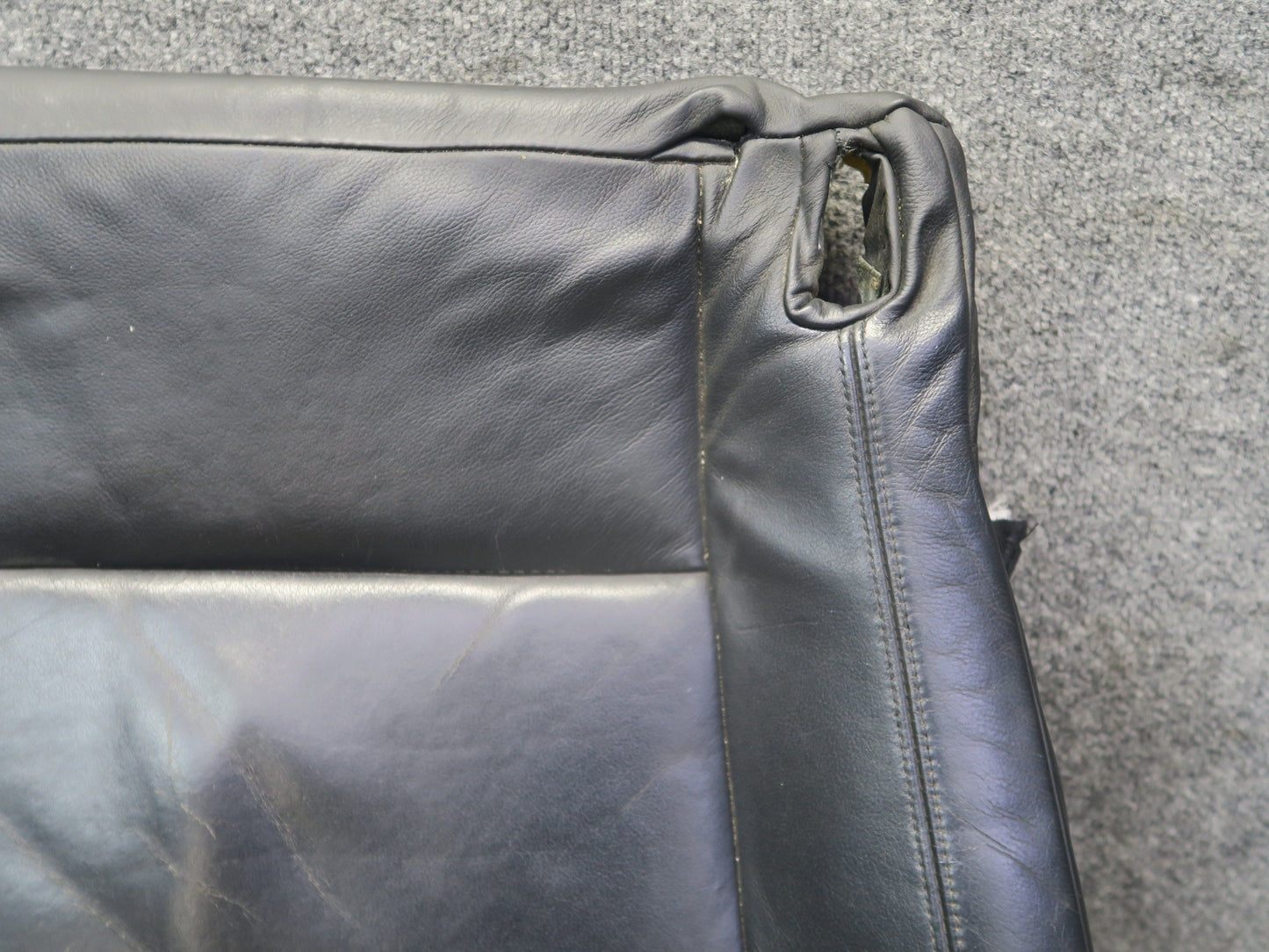 03-08 BMW E85 Z4 Front Left Seat Lower Leather Cushion Black OEM