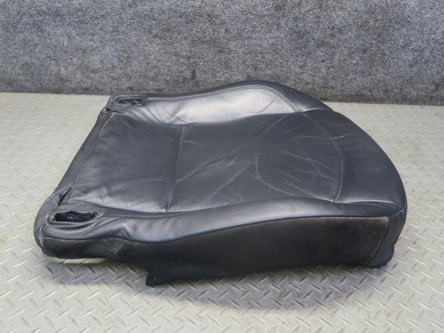 03-08 BMW E85 Z4 Front Left Seat Lower Leather Cushion Black OEM