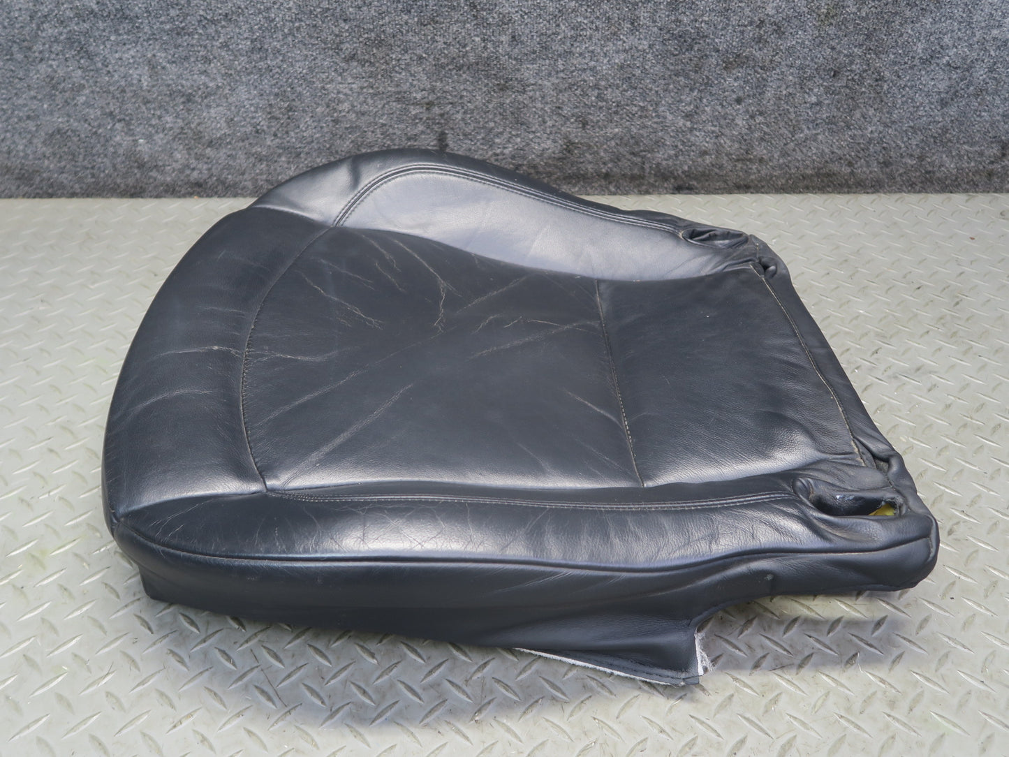 03-08 BMW E85 Z4 Front Left Seat Lower Leather Cushion Black OEM