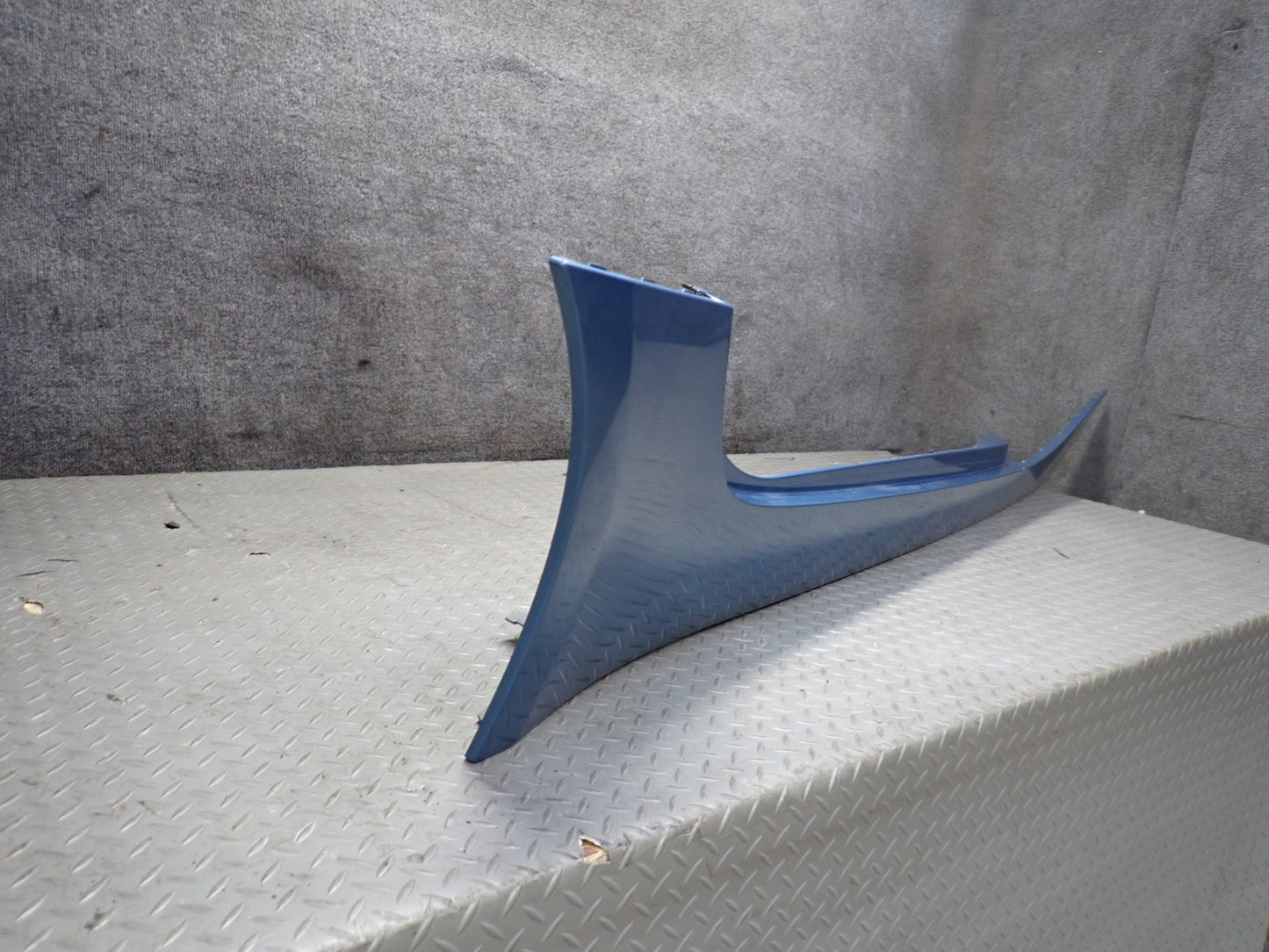 03-08 BMW E85 Z4 Left & Right Side Skirt Rocker Panel Molding Blue Set OEM