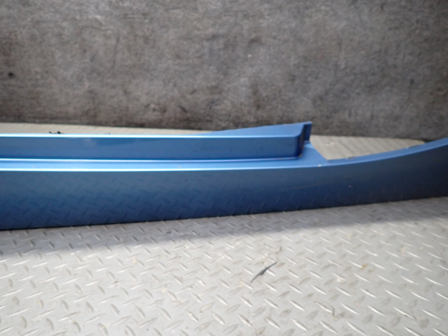 03-08 BMW E85 Z4 Left & Right Side Skirt Rocker Panel Molding Blue Set OEM