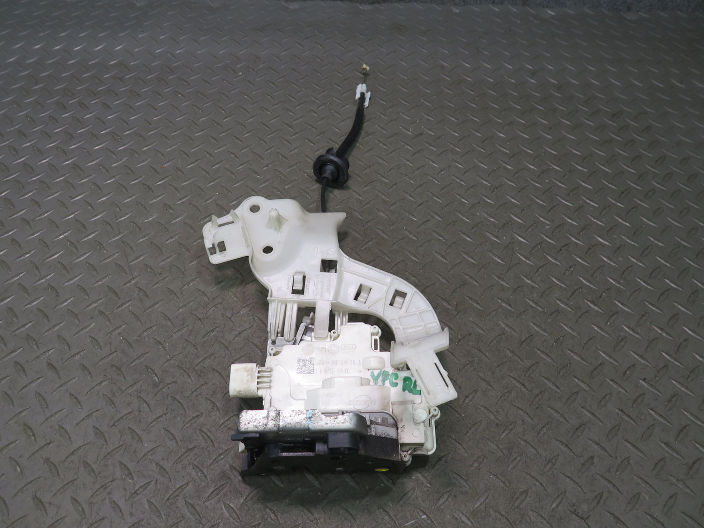 2011-2018 Porsche Cayenne 958 Rear Left Door Lock Latch Actuator 8K0839015A
