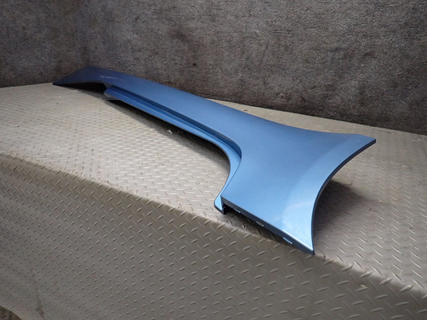 03-08 BMW E85 Z4 Left & Right Side Skirt Rocker Panel Molding Blue Set OEM